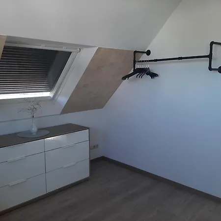 Apartment Ferienwohnung Mit Fernblick Bei Bruckner Dresden